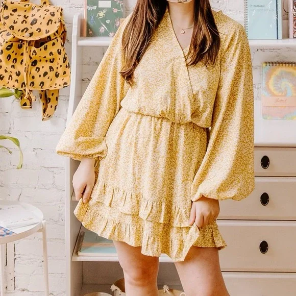 slim fit dress slacks Simple V Neck Yellow Chiffon Long Prom Dress, Yellow Evening Dress US 2 / Yellow